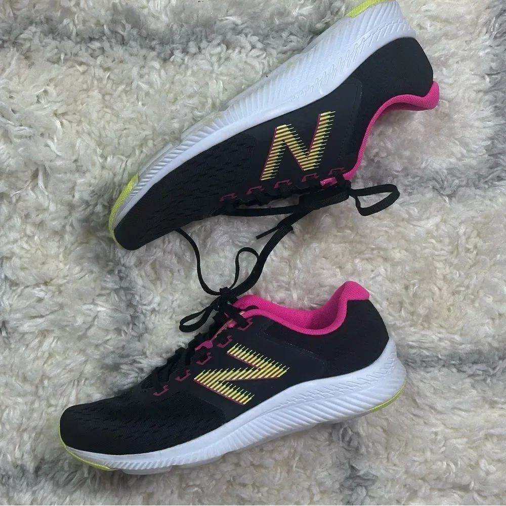 New Balance Women's Black and Neon Pink Athletic Shoes